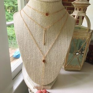 Three layered gold pendant chocked necklace